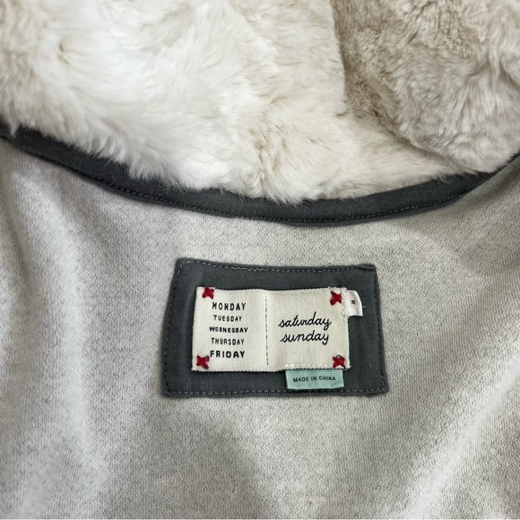 Anthropologie Ambrose Knit Jacket Gray Cream Cardigan Plush Collar Size Medium - Picture 4 of 10